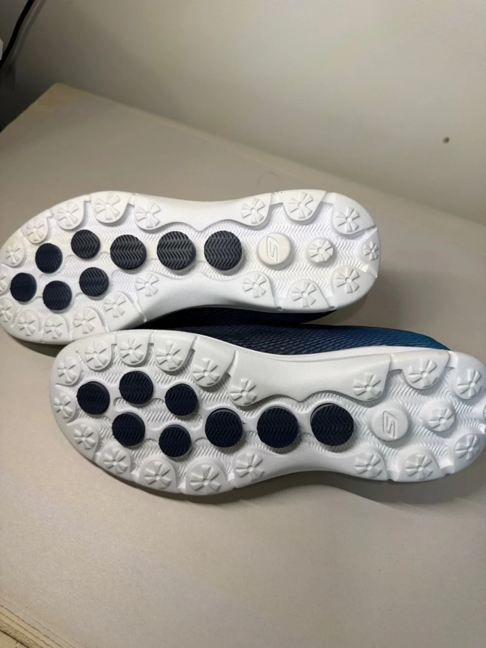 Skechers Men's Navy and Teal Mesh Lace-Up Athletic Sneakers - Picture 6 of 7